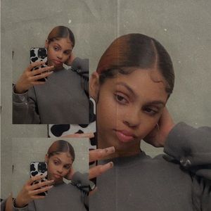 Meet your Posher, Christina